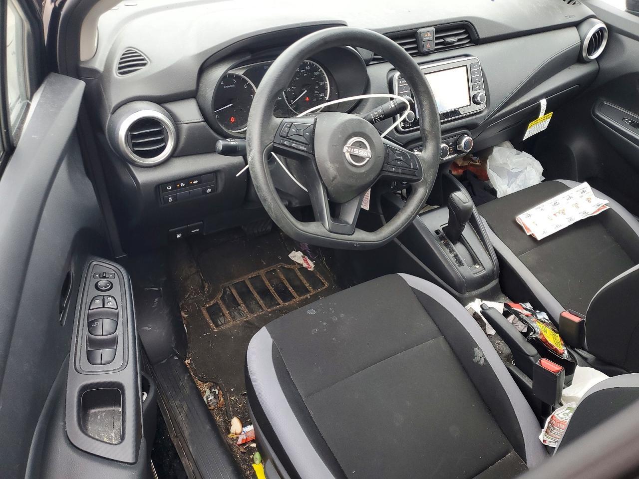 2025 Nissan Versa s