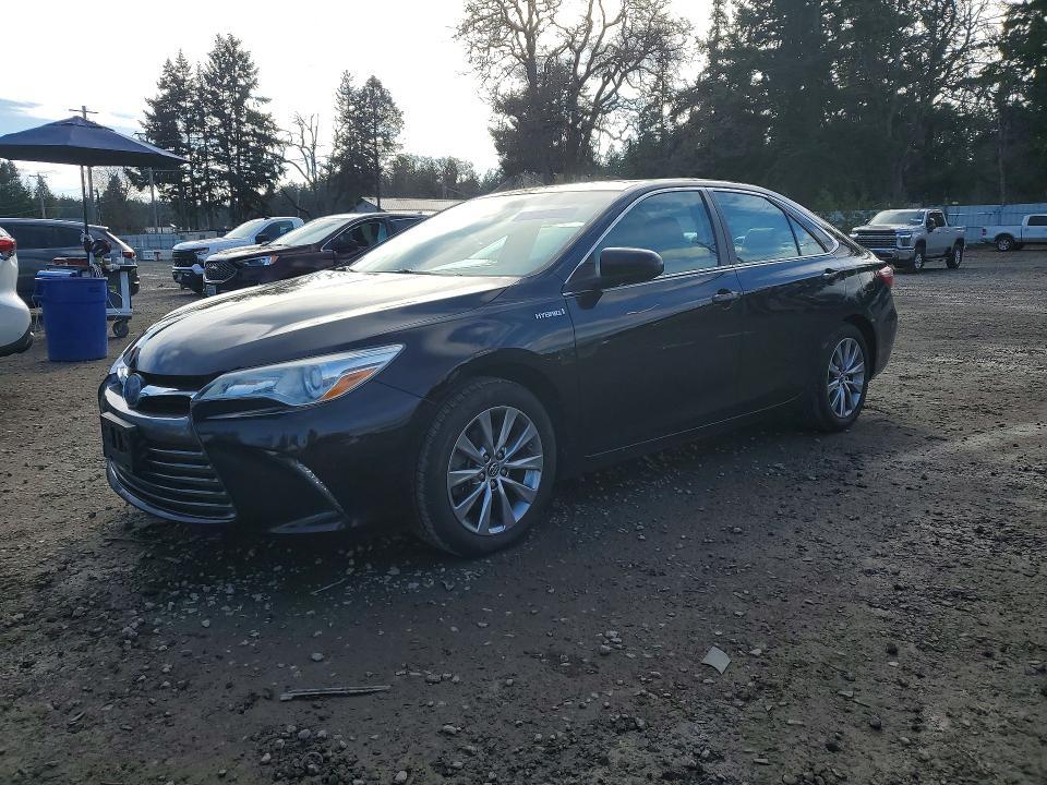 2017 Toyota Camry Hybrid