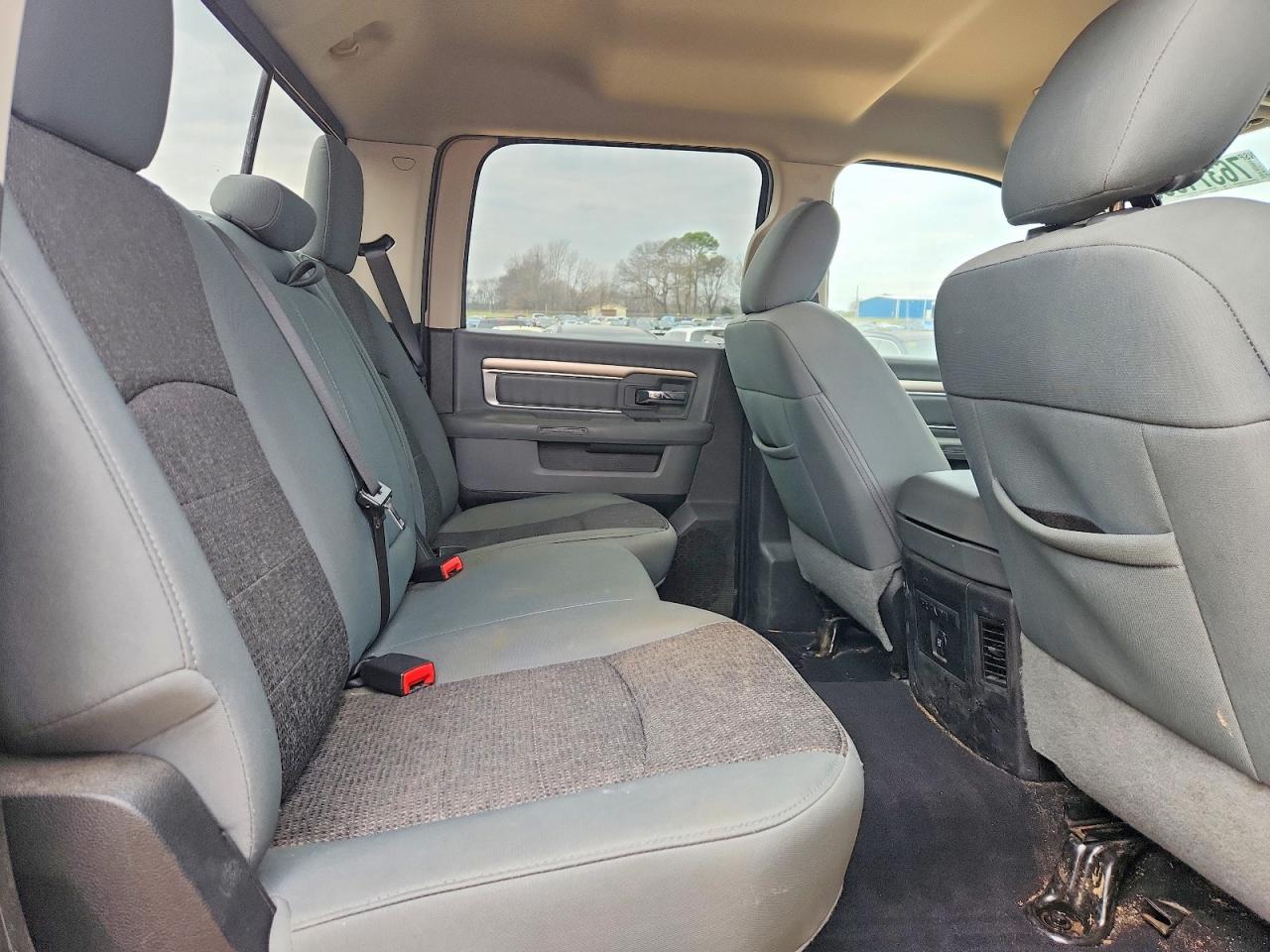 2018 Dodge Ram 1500 slt