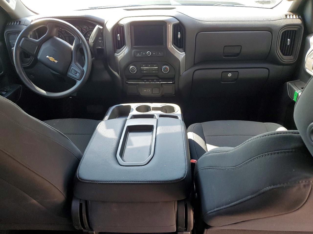 2021 Chevrolet Silverado C1500 Custom