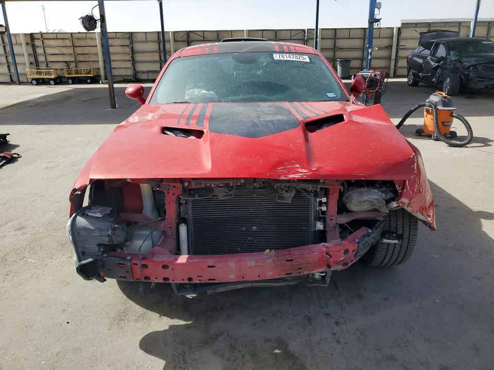 2015 Dodge Challenger sxt Plus