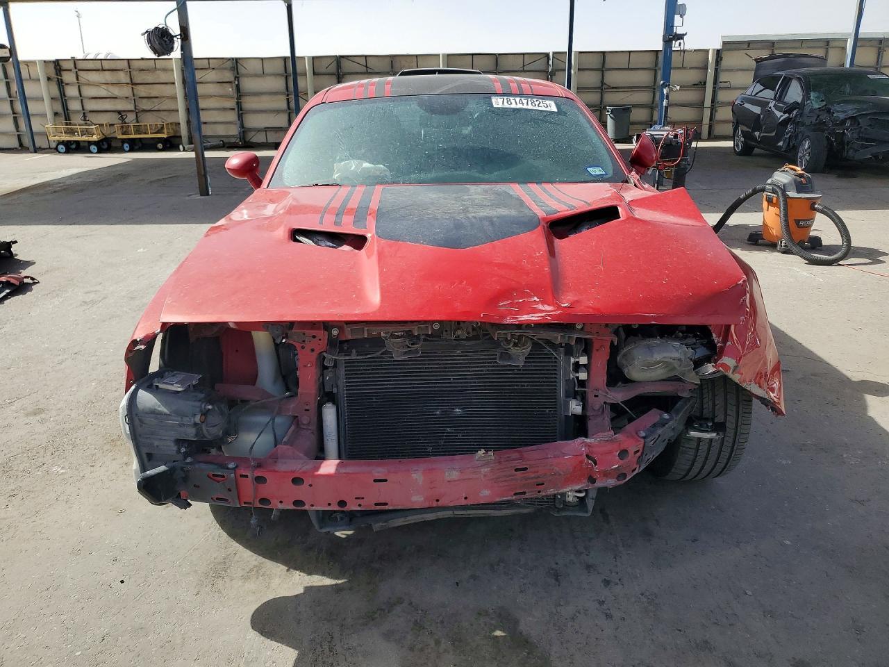 2015 Dodge Challenger sxt Plus