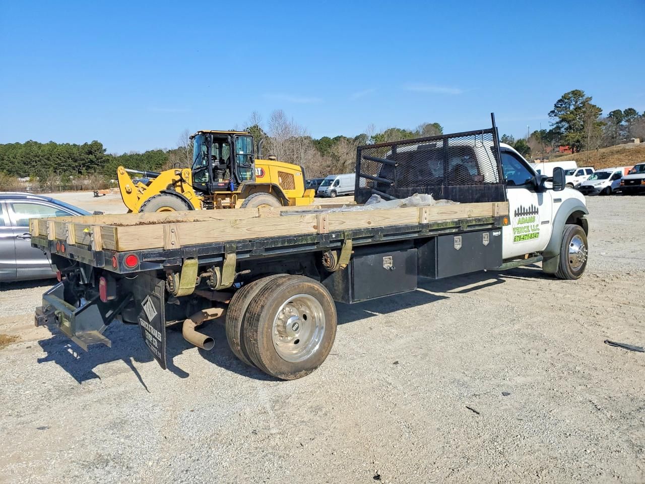 2007 Ford F550 Super Duty Flatbed Truck
