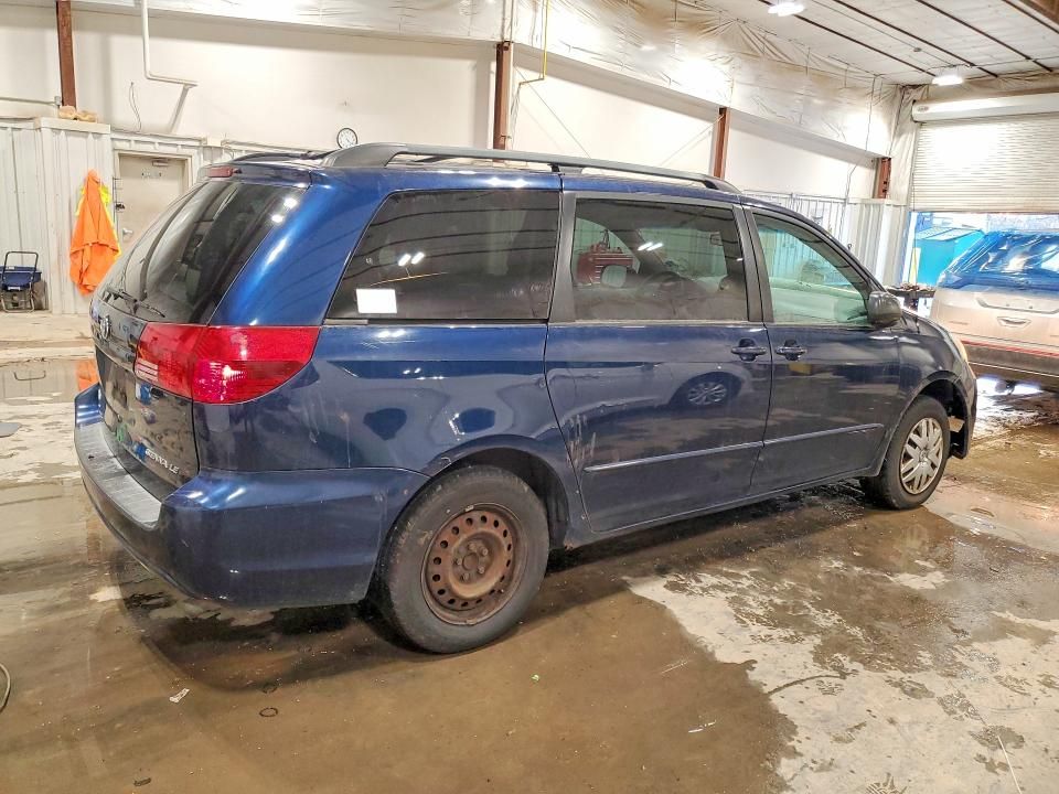 2005 Toyota Sienna ce
