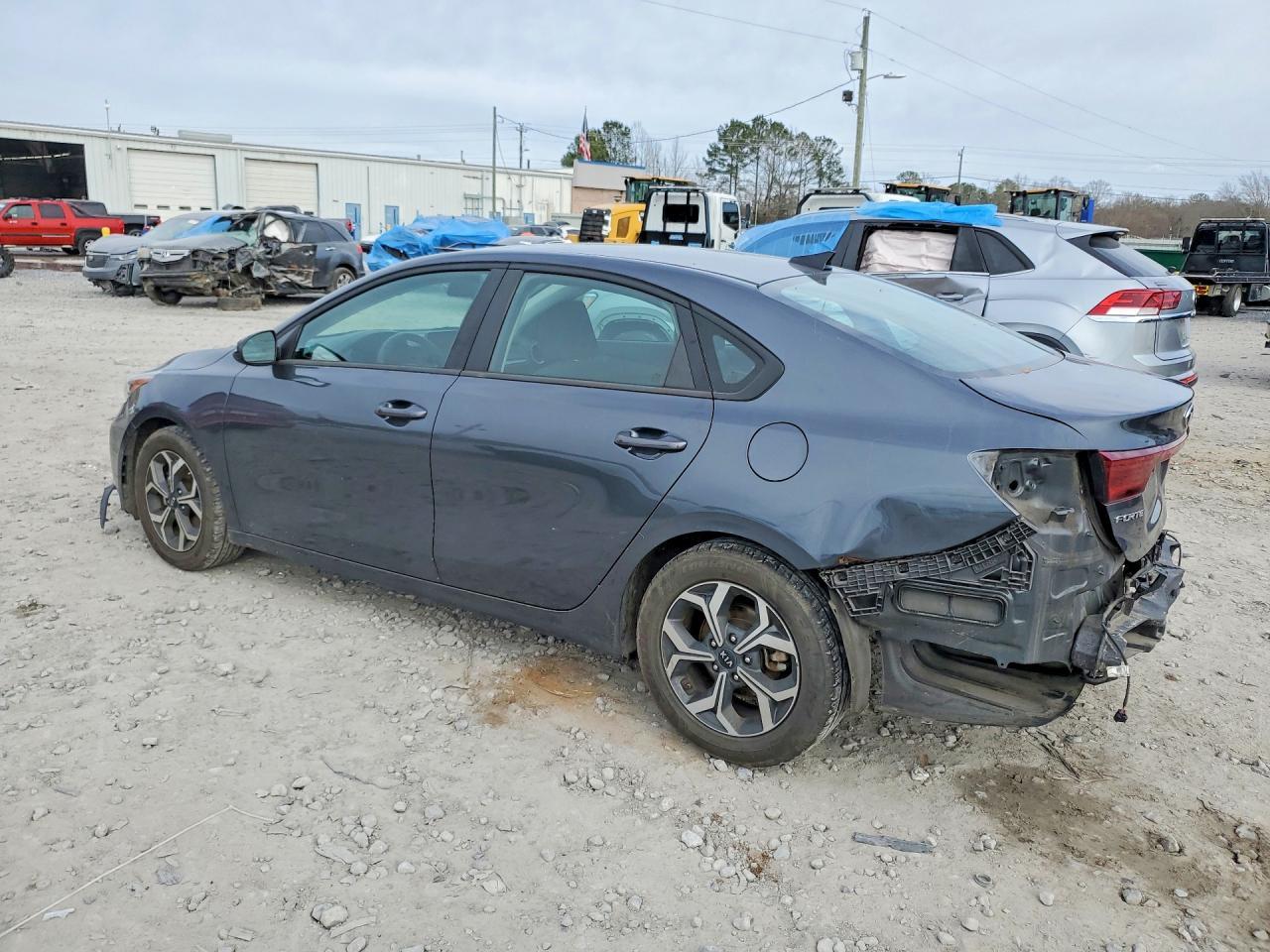 2021 KIA Forte fe