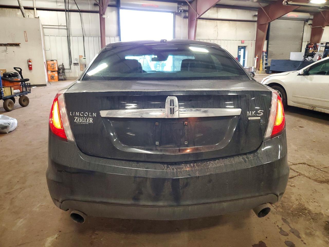 2012 Lincoln MKS