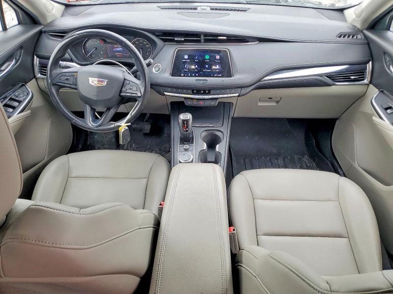 2019 Cadillac XT4 Luxury