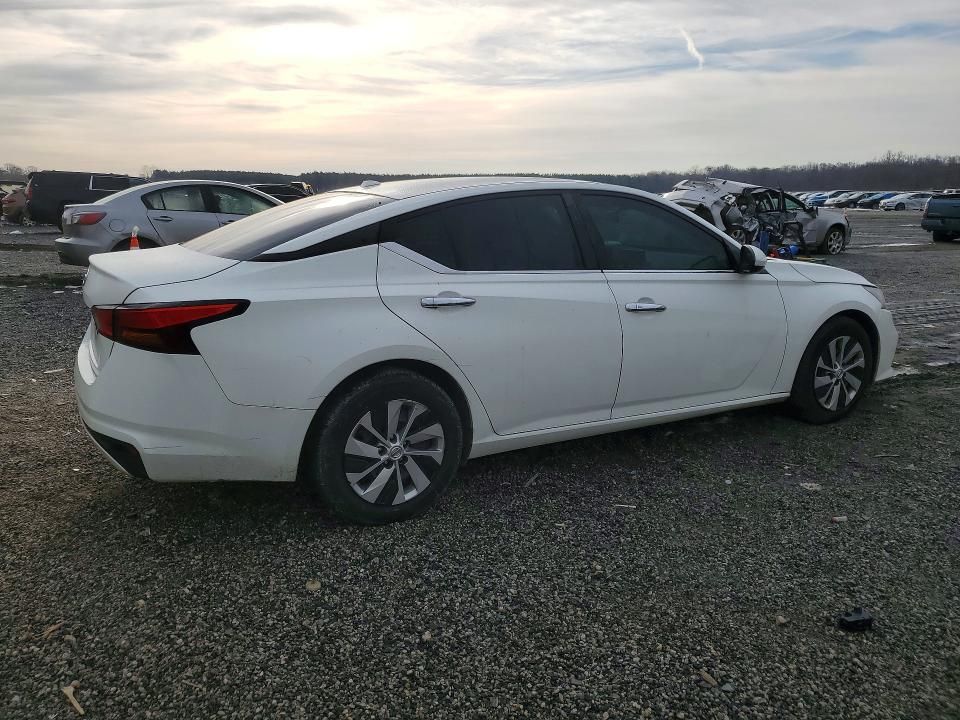 2020 Nissan Altima s