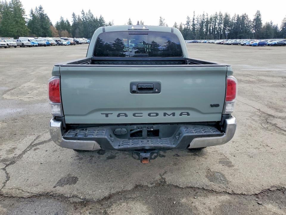 2022 Toyota Tacoma trd Off-road