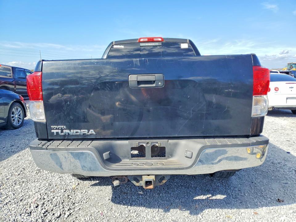 2010 Toyota Tundra Double cab SR5