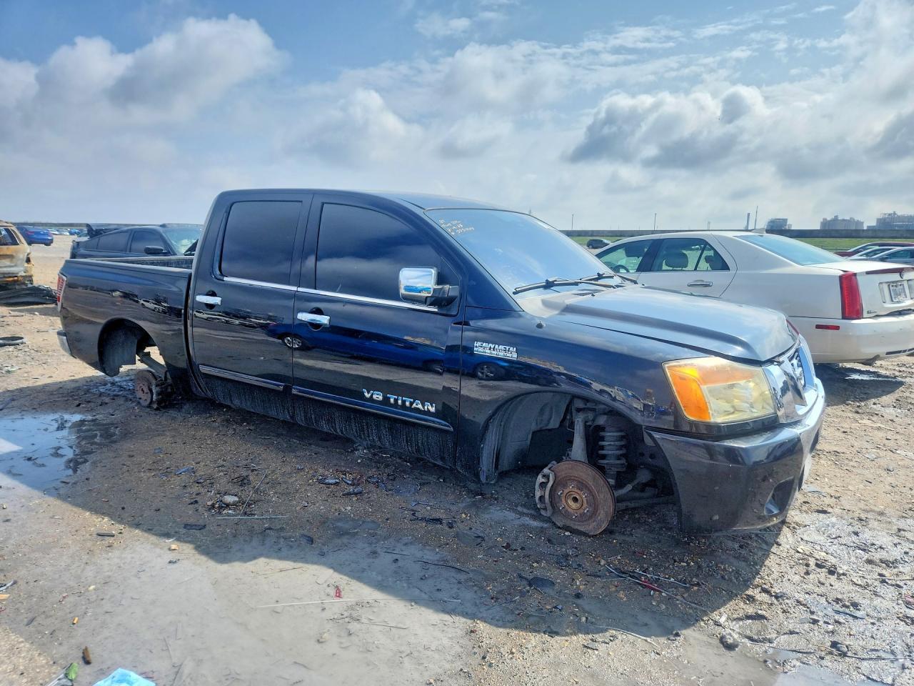 2011 Nissan Titan SV