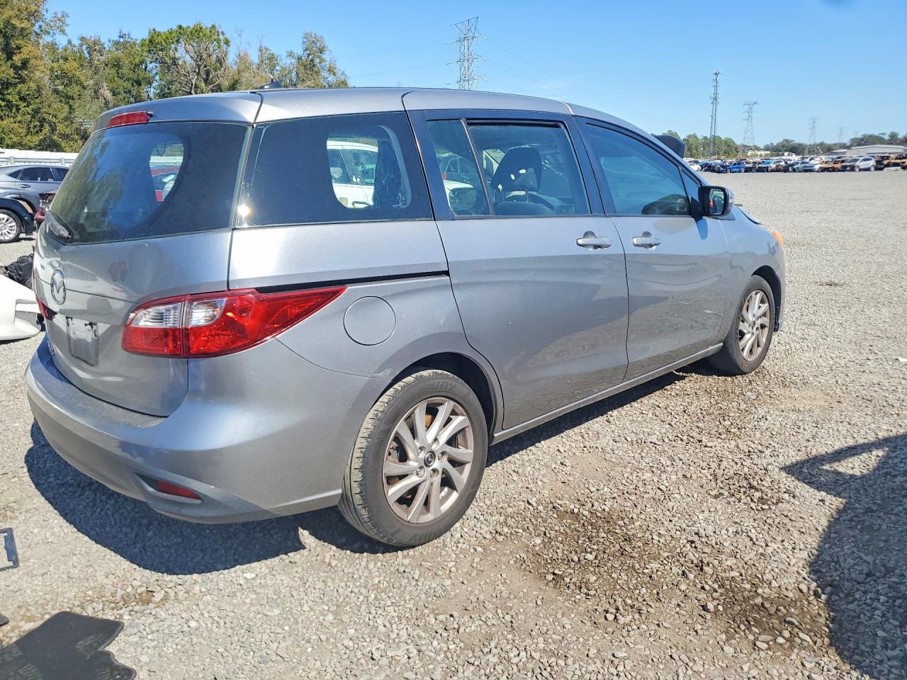 2015 Mazda 5 Sport