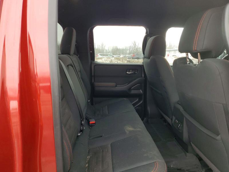 2022 Nissan Frontier s