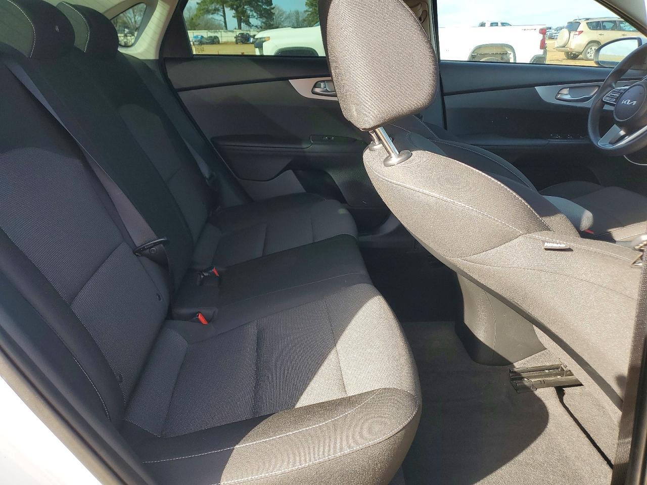 2023 KIA Forte