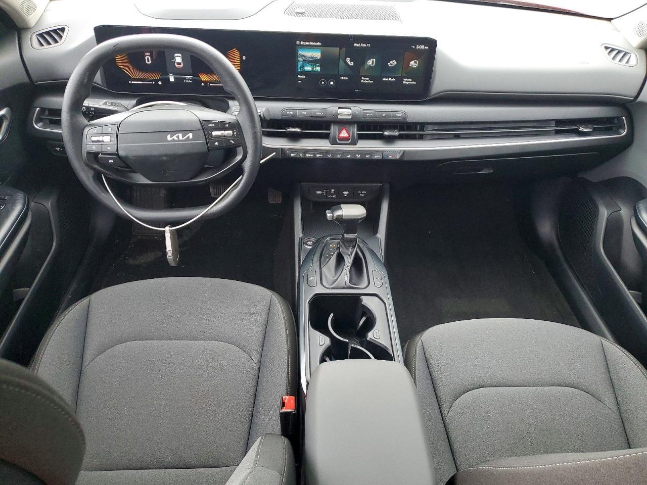 2025 KIA K4 lx