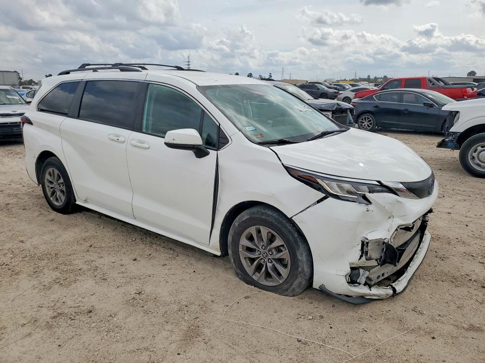2022 Toyota Sienna