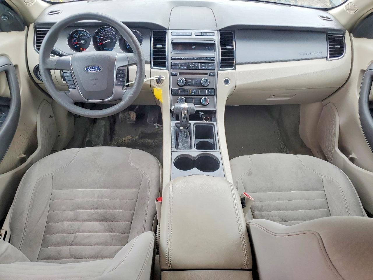 2011 Ford Taurus se