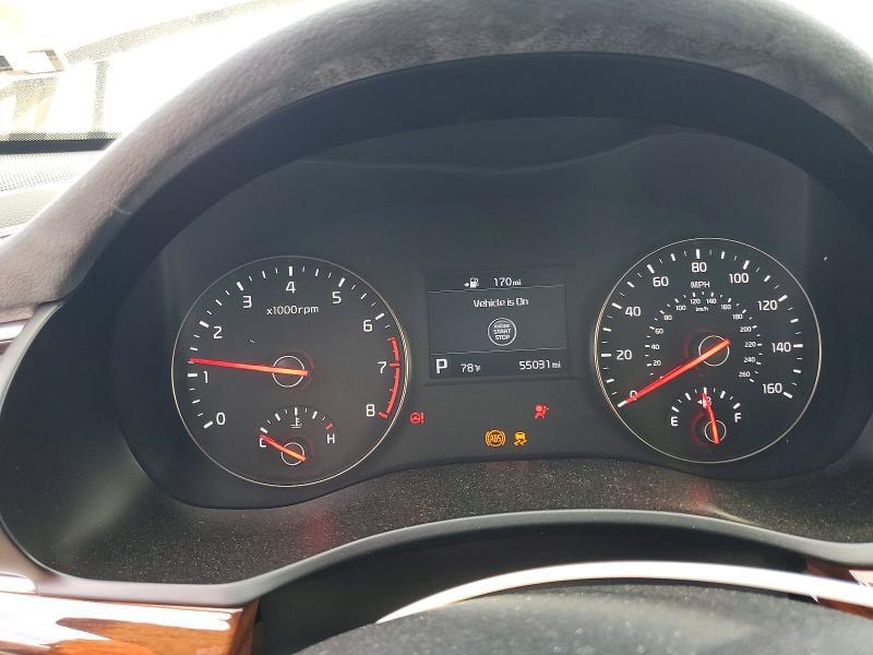 2017 KIA Cadenza Premium