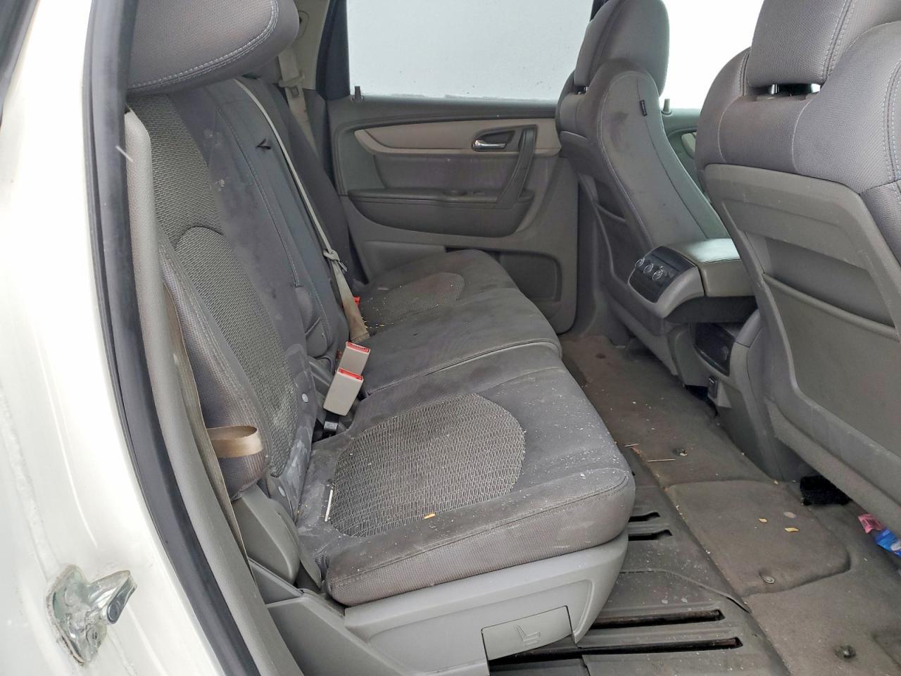 2015 Chevrolet Traverse ls