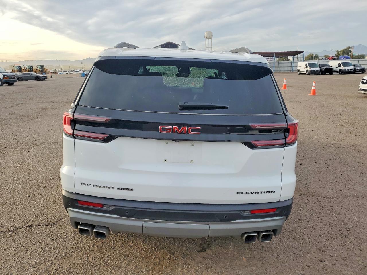 2024 GMC Acadia Uplevel