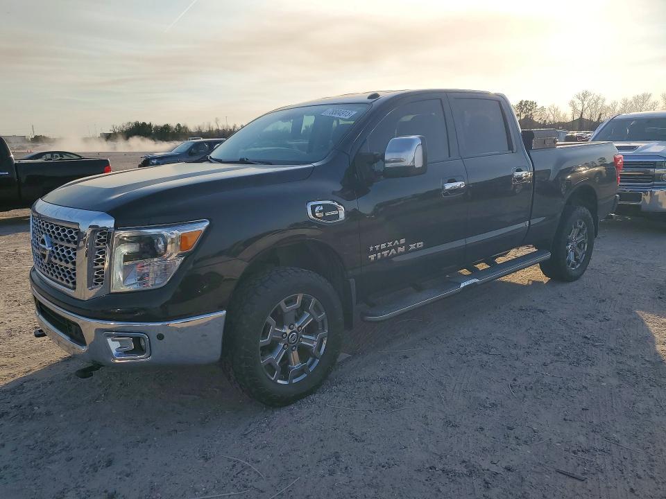 2019 Nissan Titan XD SL