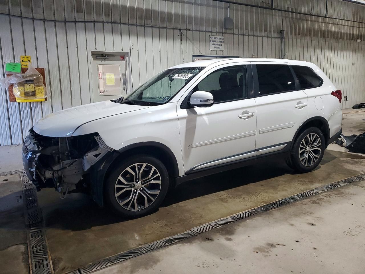 2016 Mitsubishi Outlander se