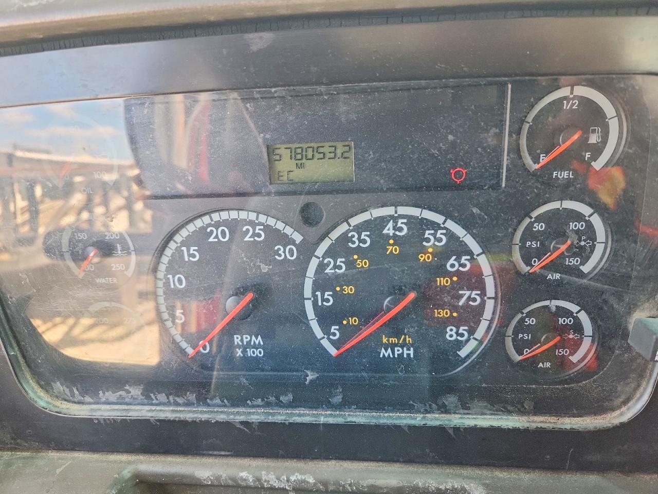 2007 Sterling LC Car HAU-Semi Truck