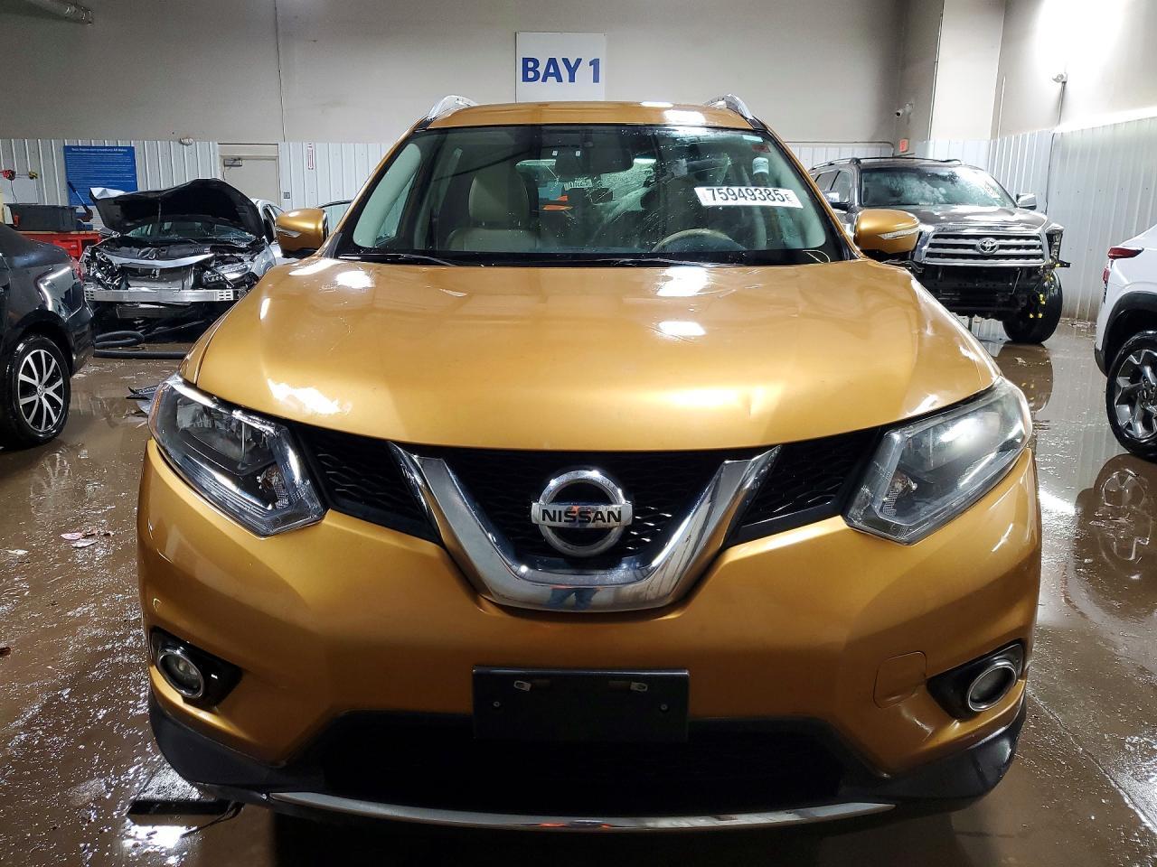 2014 Niss Rogue s