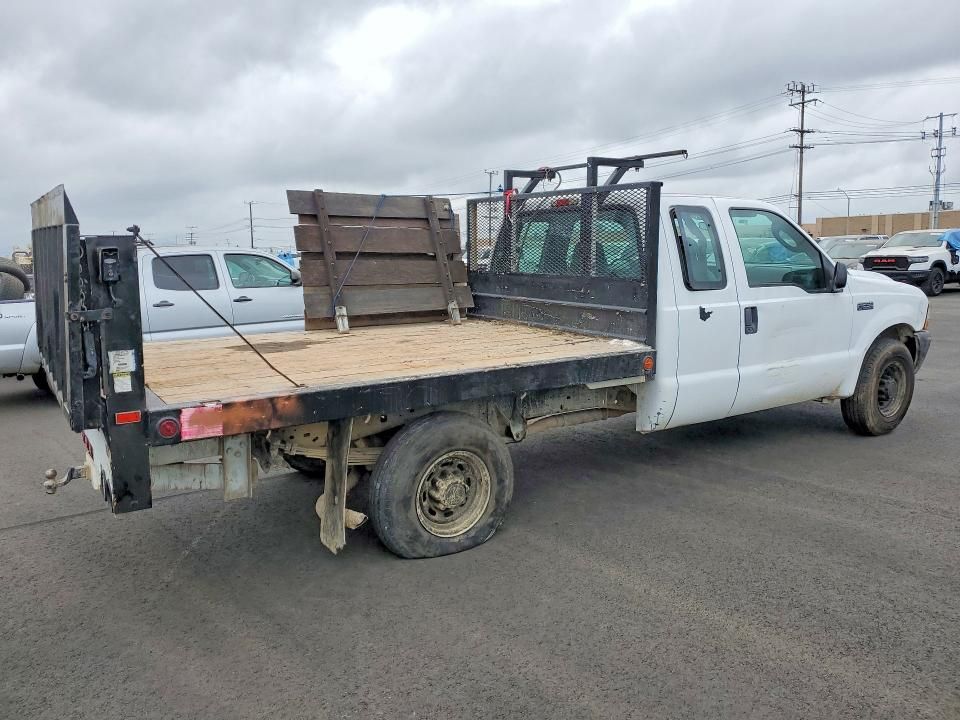2003 Ford F250 Super Duty Flatbed Truck