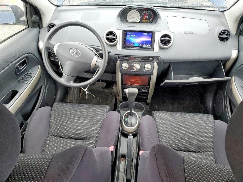 2005 Scion XA