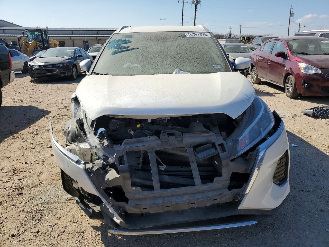 2022 Nissan Kicks sv