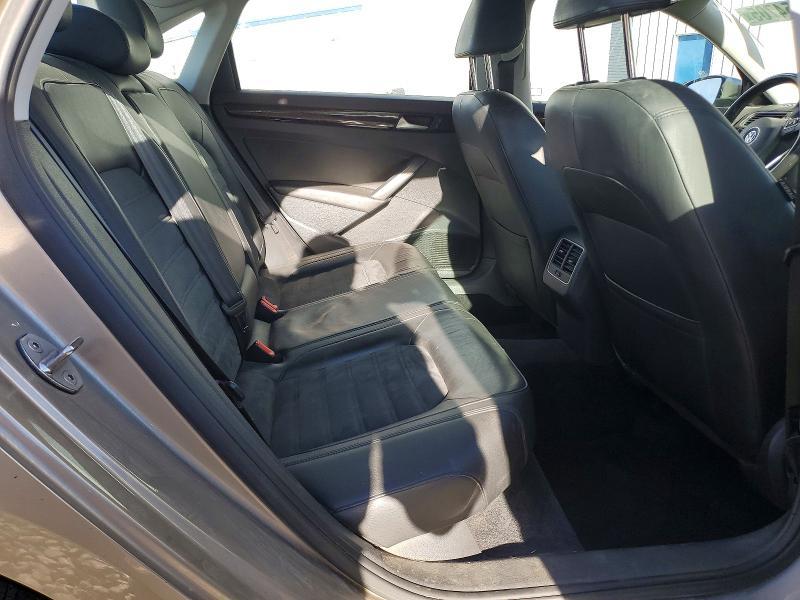 2015 Volkswagen Passat sel