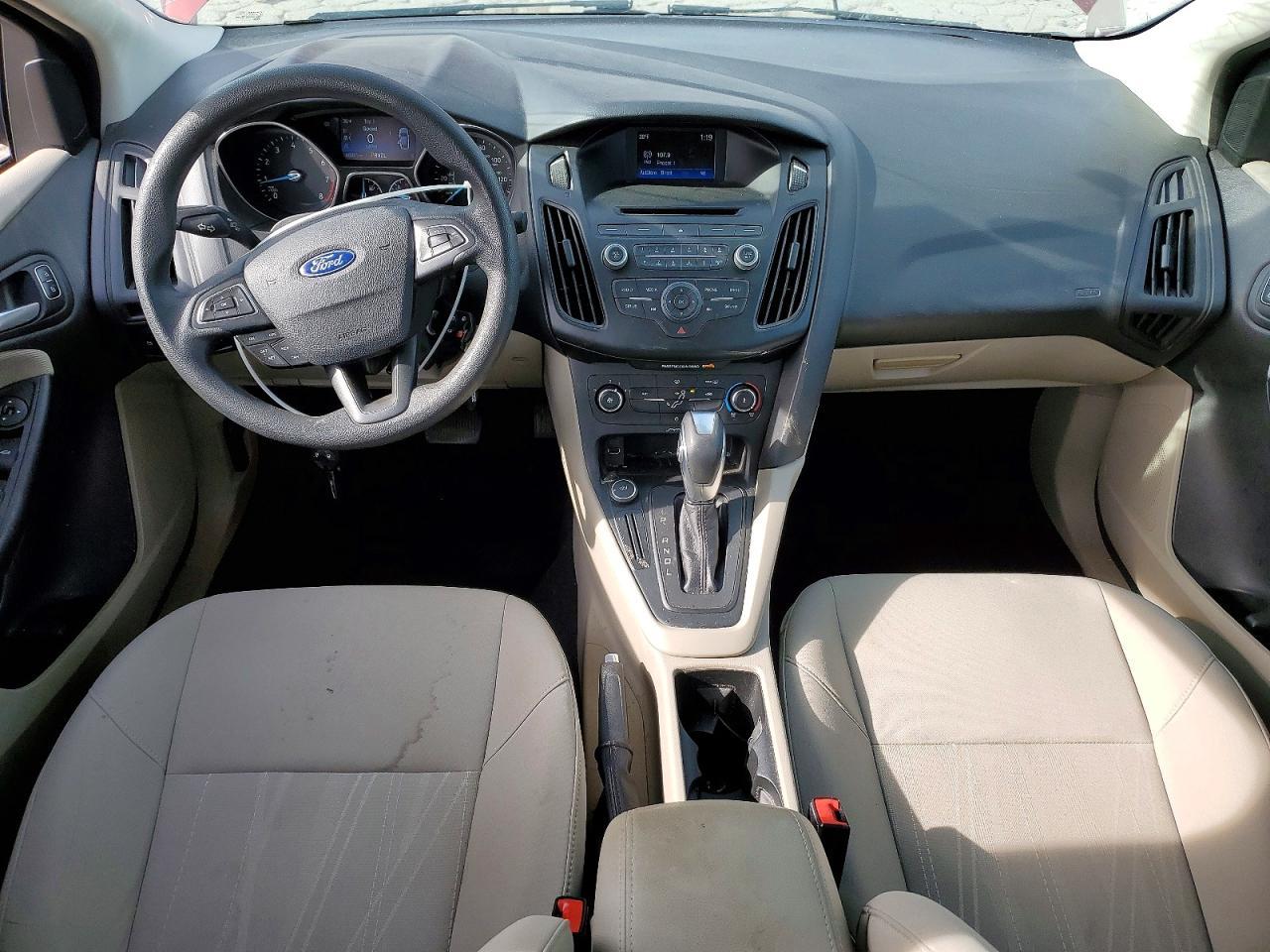 2015 Ford Focus se