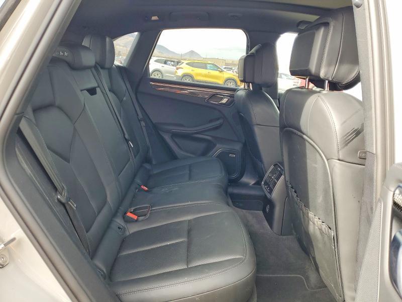 2021 Porsche Macan gts