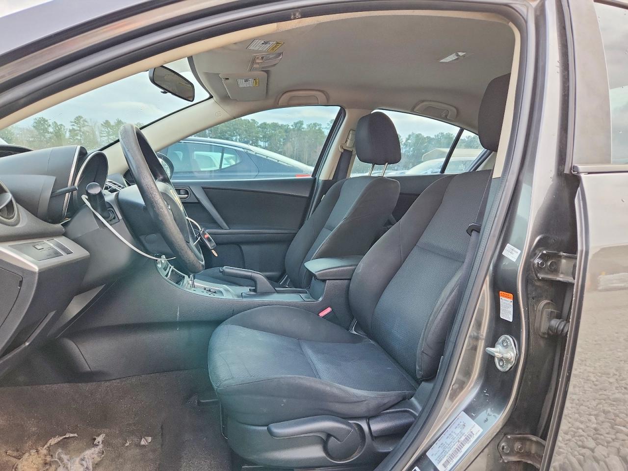 2011 Mazda 3 I