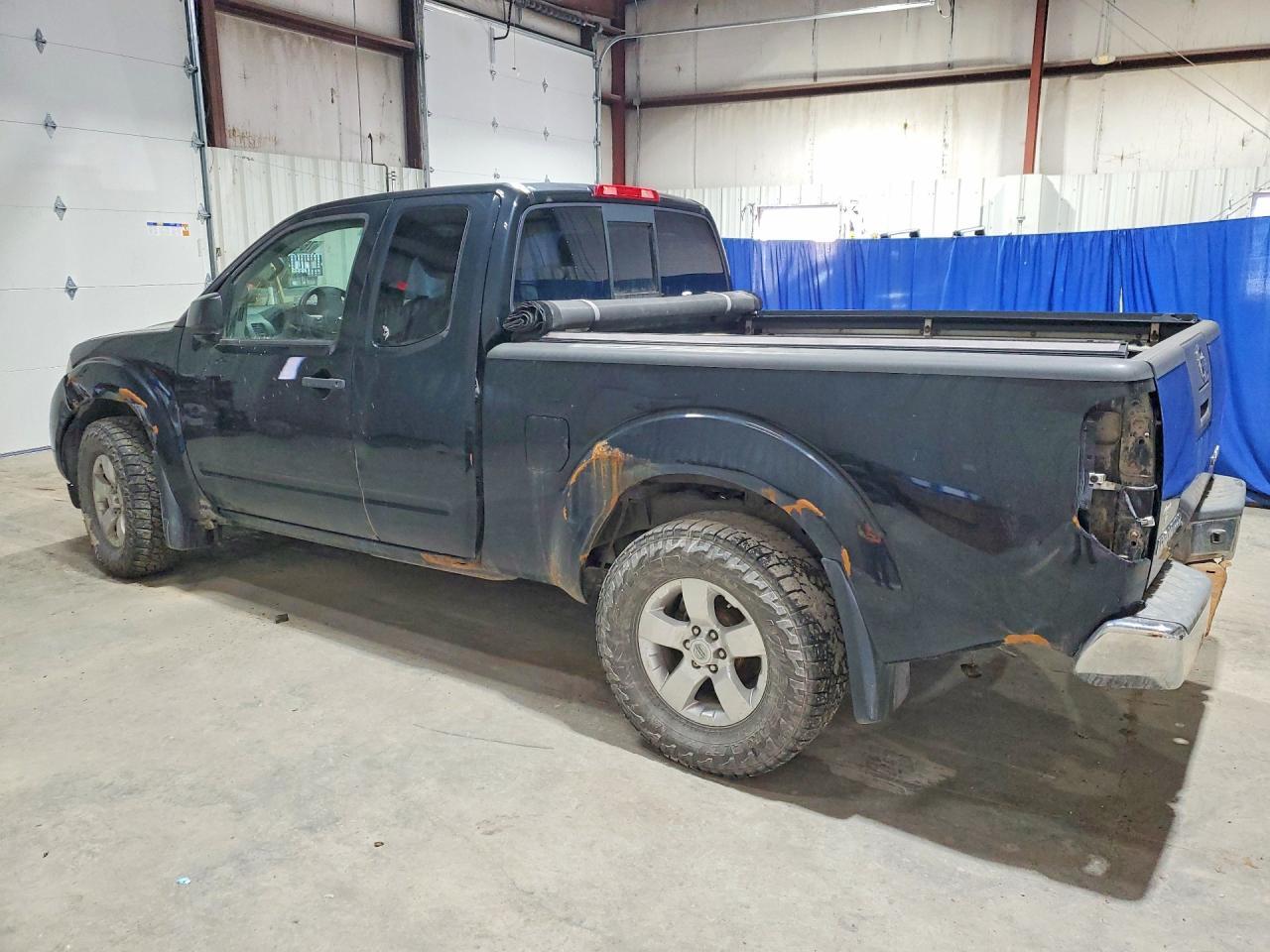 2012 Niss Frontier SV