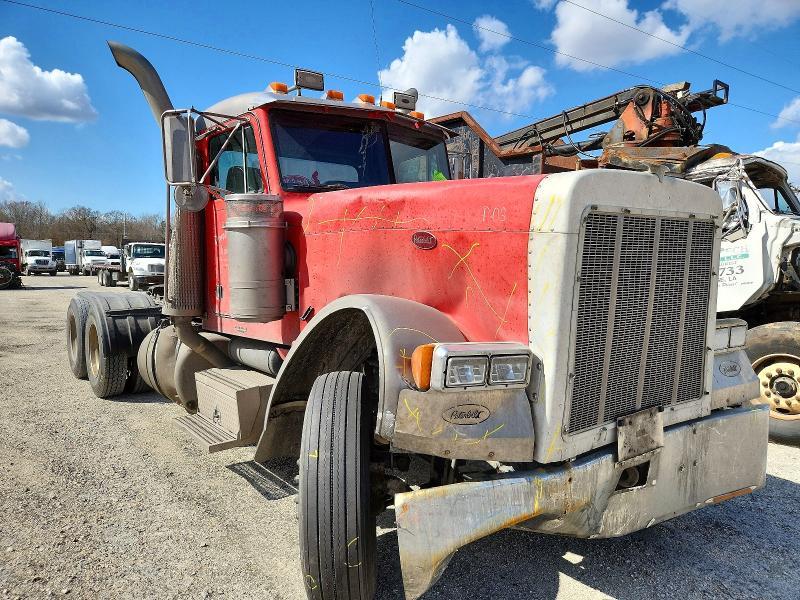 2001 Pntw 379-semi Truck