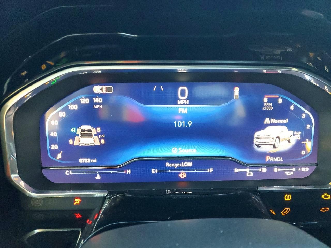 2025 Chevrolet Silverado K1500 lt