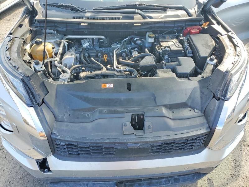 2023 Mitsubishi Outlander se