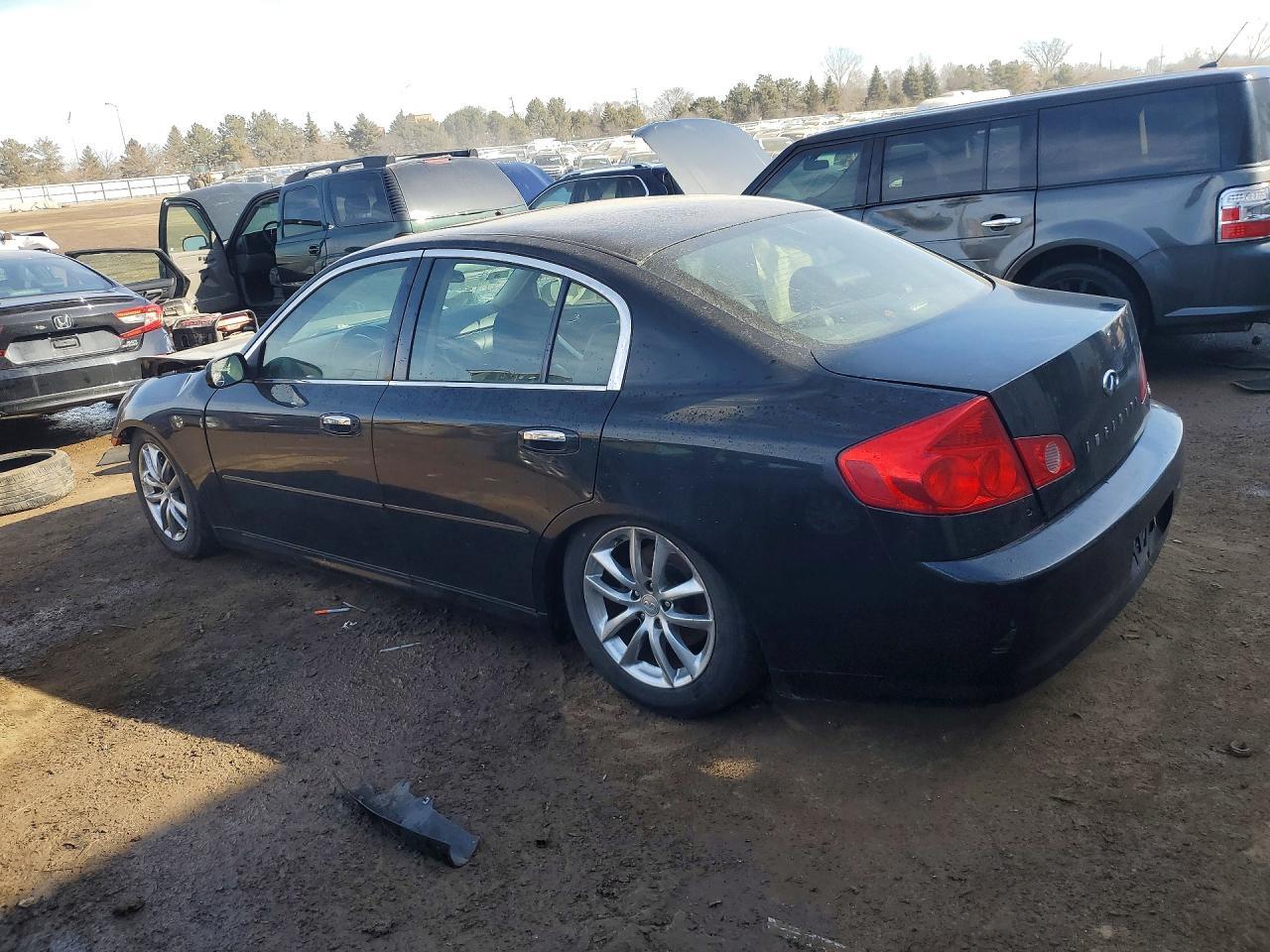 2005 Infiniti G35 Base