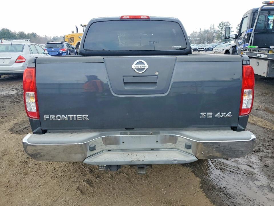 2010 Nissan Frontier Crew cab se