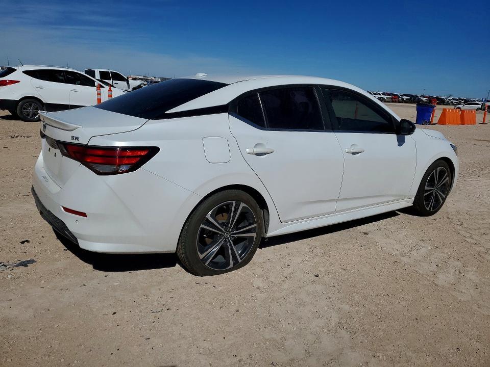 2022 Nissan Sentra sr