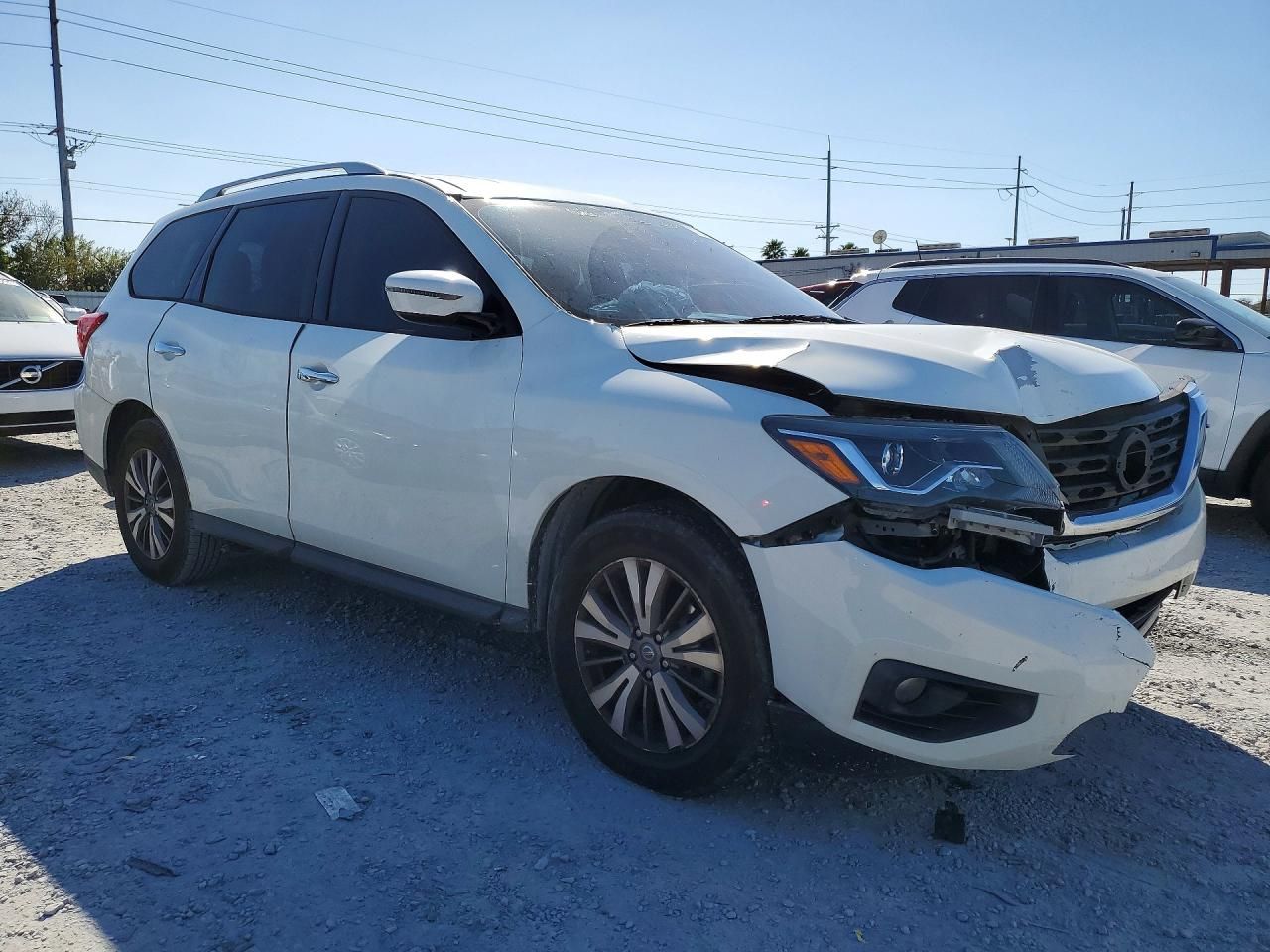 2019 Nissan Pathfinder s