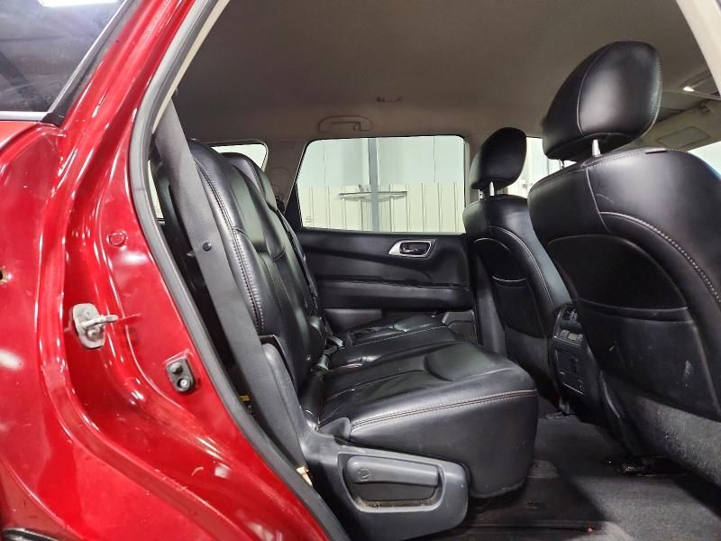 2015 Nissan Pathfinder s