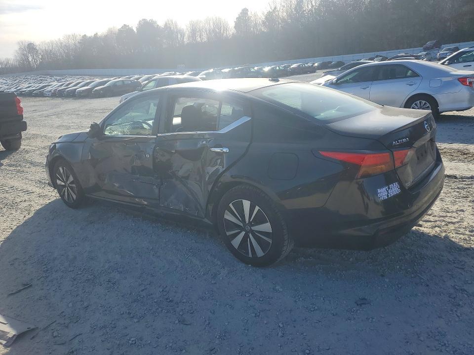 2021 Nissan Altima 2.5 sv