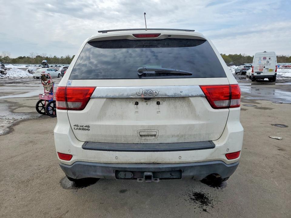 2011 Jeep Grand Cherokee Laredo