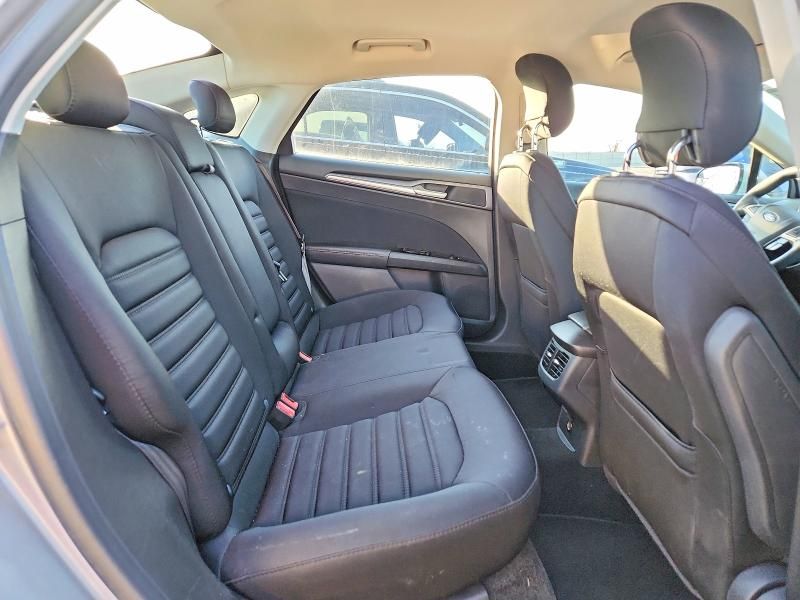 2014 Ford Fusion se Hybrid