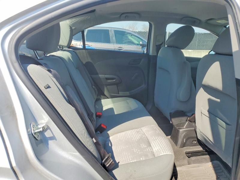 2017 Chevrolet Sonic ls