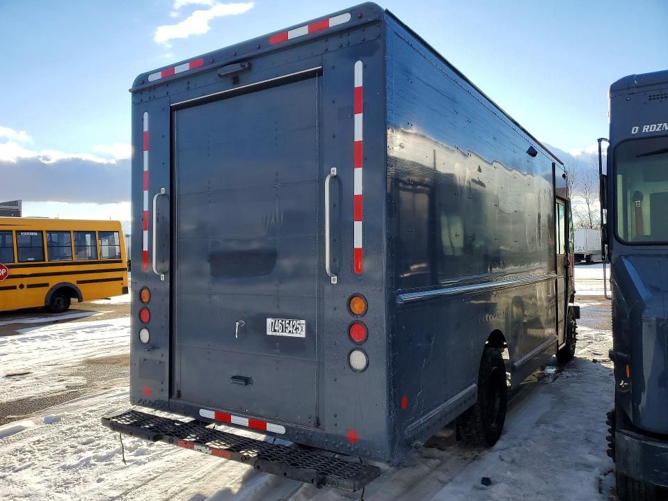2020 Freightliner MT45 Chassis Delivery Truck