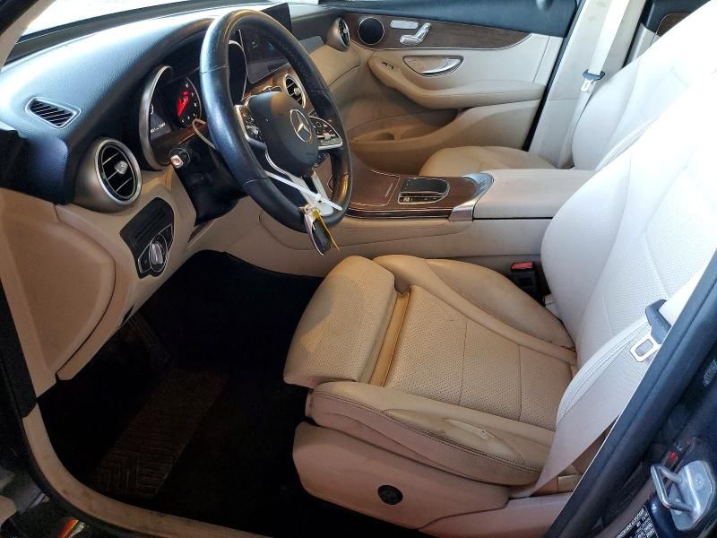 2020 Mercedes-Benz Glc 300